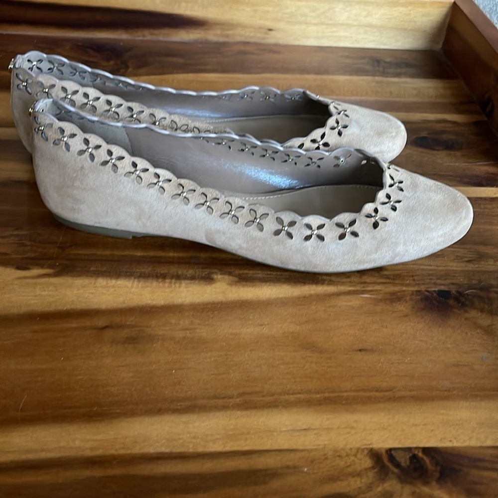 Michael Kors Thalia Creamy beige Women's Flats - Picture 3 of 6